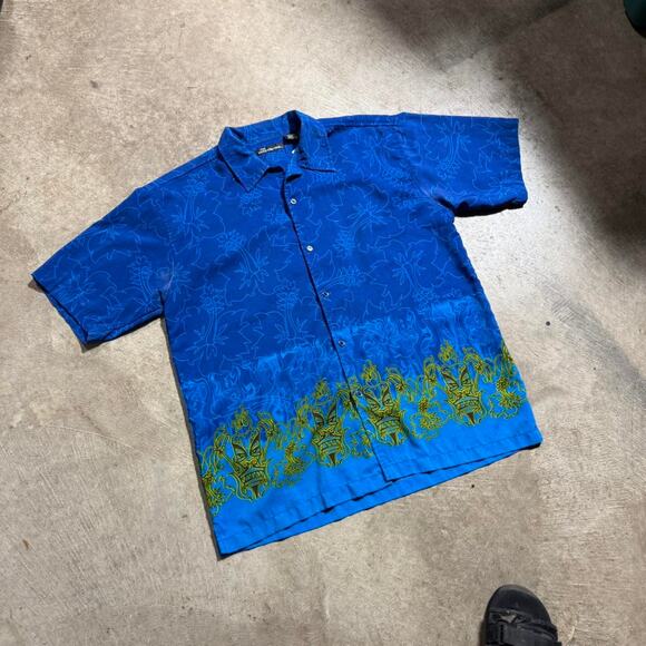 Y2K No Boundaries Short Sleeve Hawaiian Button Down Shirt - Picture 4 of 8